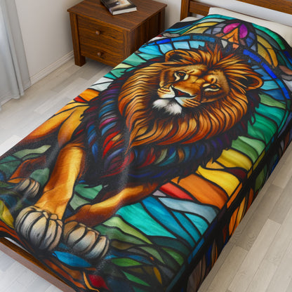 A bold lion blanket in stained glass design, combining wildlife strength with soft serenity.